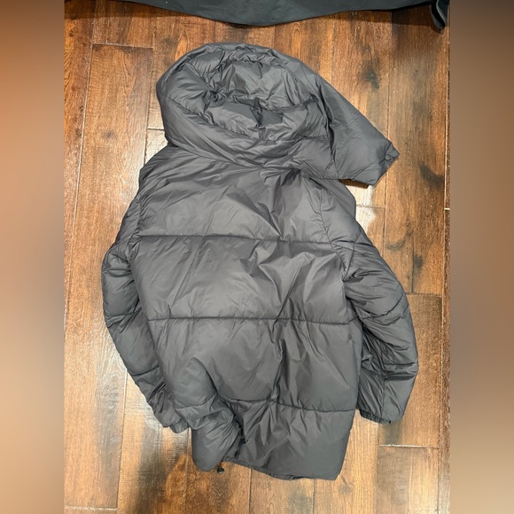 Black Puffer Jacket - Picture 4 of 4